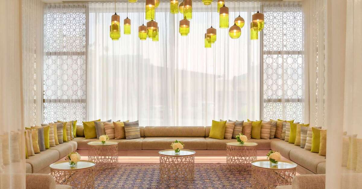 Ein Foto Grand Mercure Dubai City