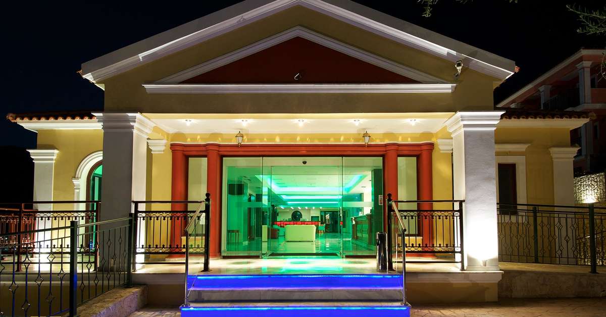 Een foto van de buitenkant van Hotel Kefalonia Bay Palace