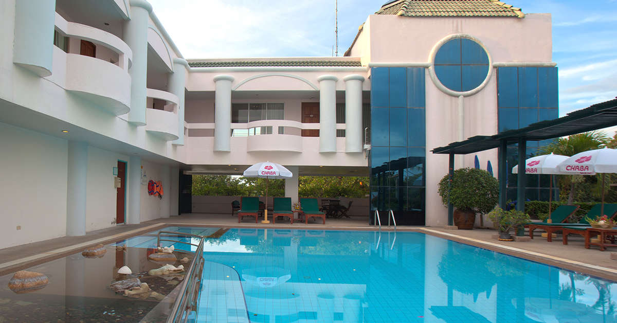 Een foto van het zwembad bij Matcha Samui Resort