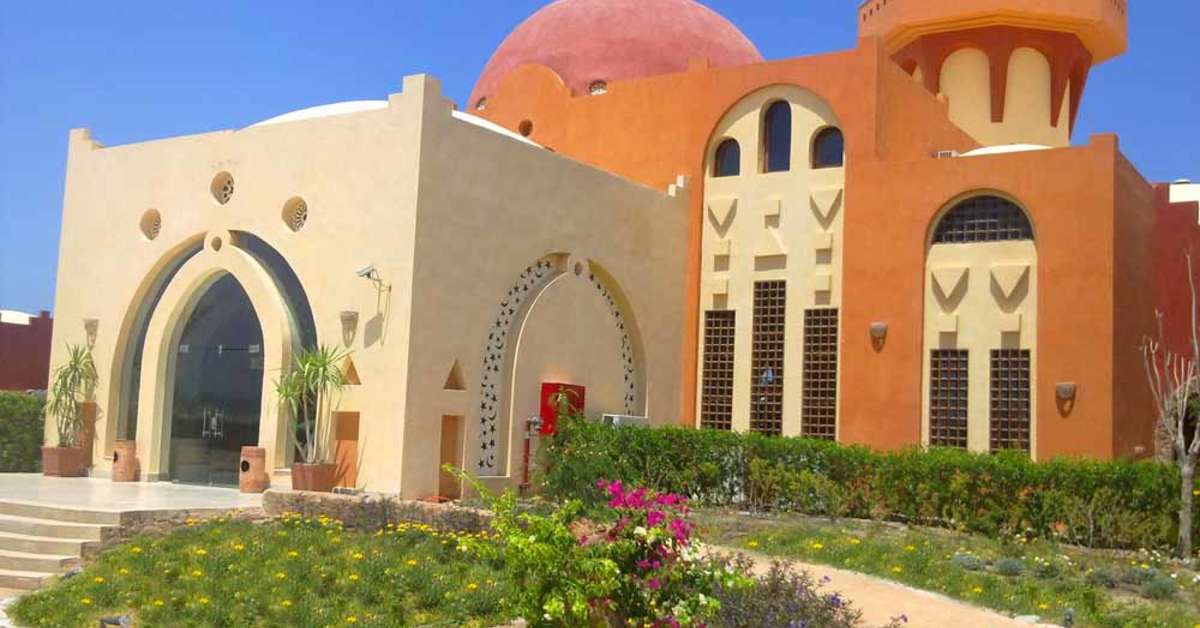 Een foto van de buitenkant van Onatti Beach Resort