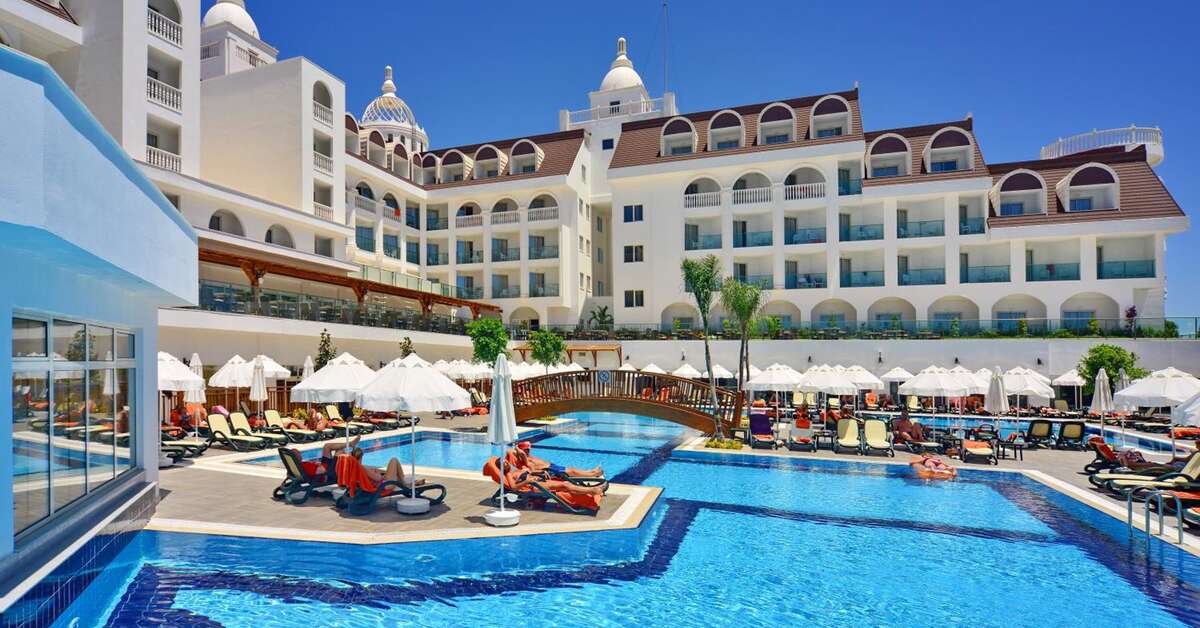 Ein Foto Hotel Side Crown Serenity