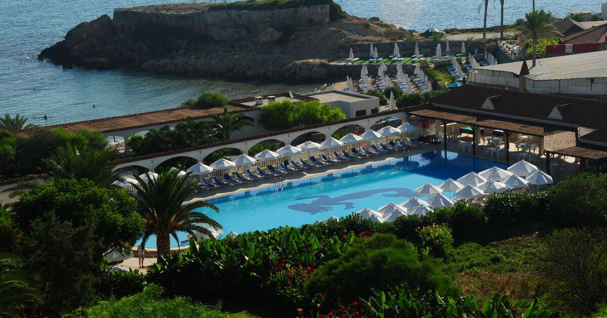 Een foto van het zwembad bij Denizkizi Hotel & Royal