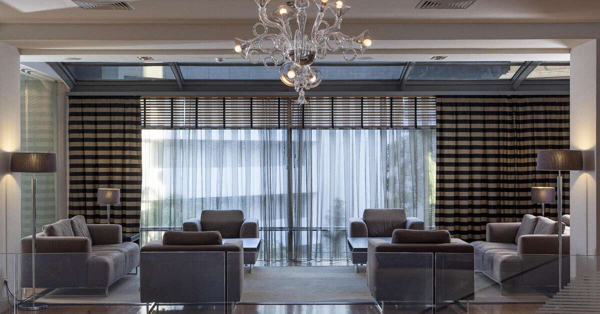 Een foto van het interieur van Galaxy Iraklio Hotel