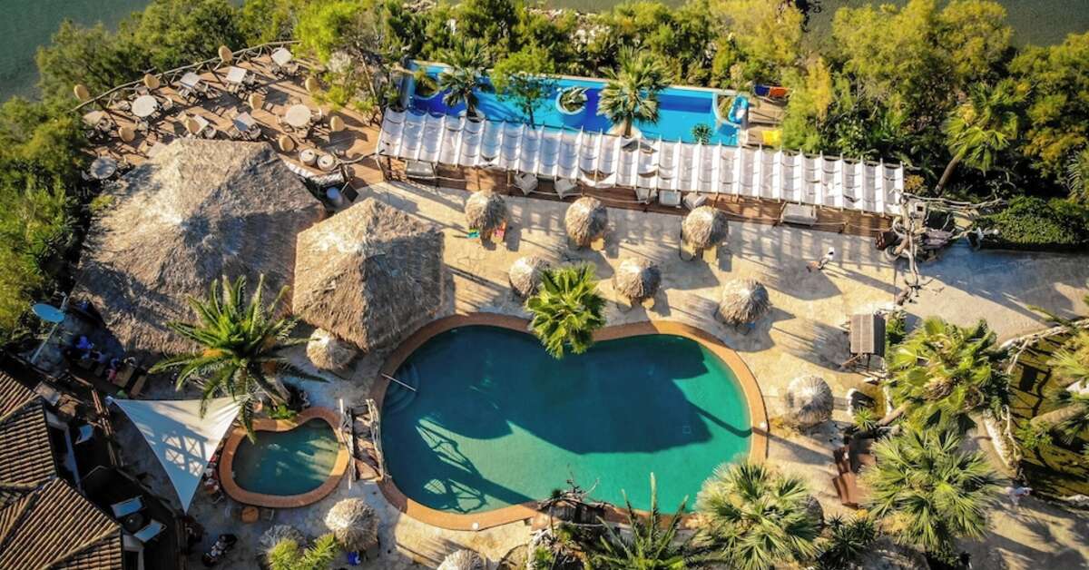 Een foto van een overzicht van Gloria Maris Hotel
