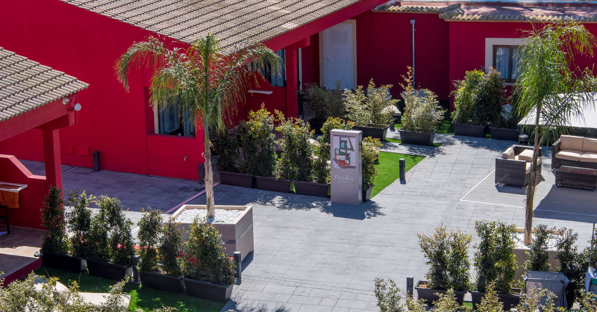 Een foto van de buitenkant van Holiday Paradise Residencial