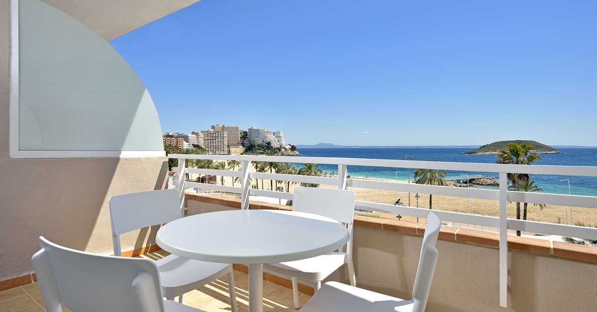 Ein Foto Innside by Melia Wave Calvia