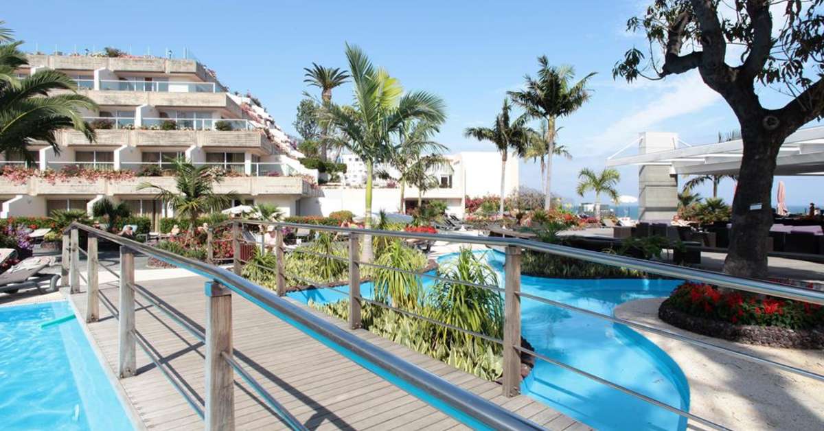 Ein Foto vom Pool im Pestana Carlton Madeira