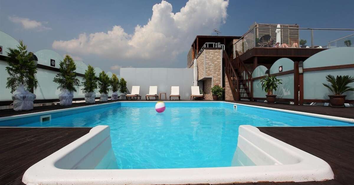 Ein Foto vom Pool im Hotel Vicenza