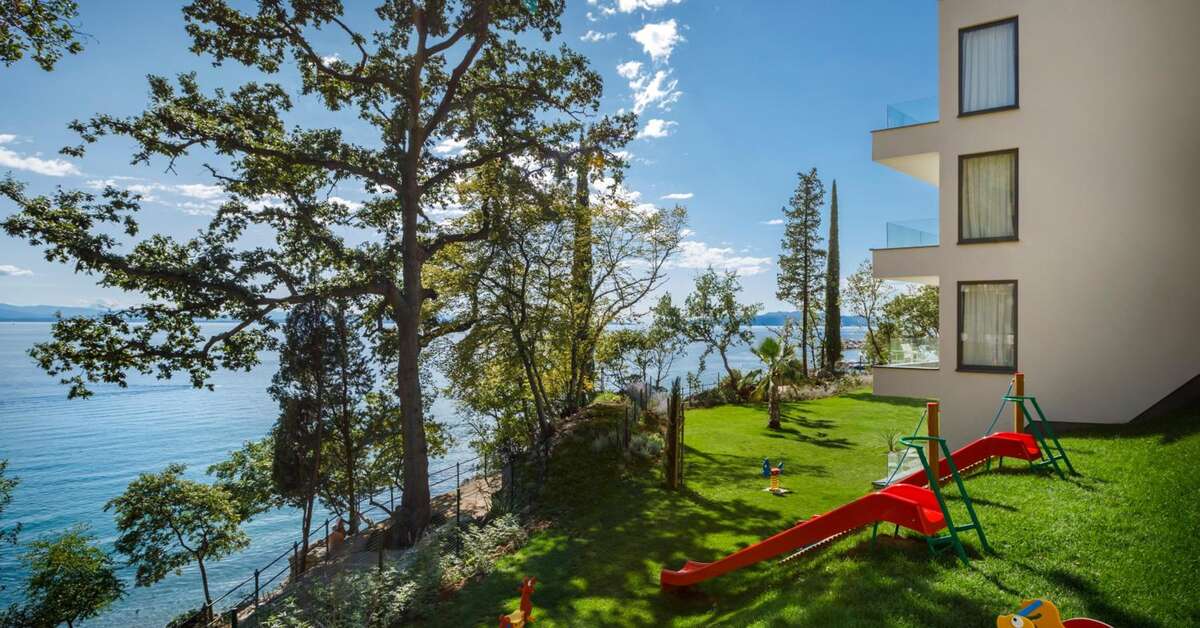 Een foto van het terras bij Hotel Icici