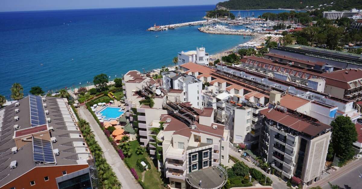 Een foto van de buitenkant van Viking Nona Beach Hotel