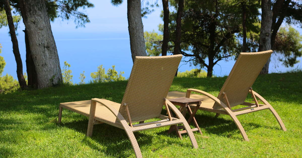 Een foto van het terras bij Country Inn Hotel