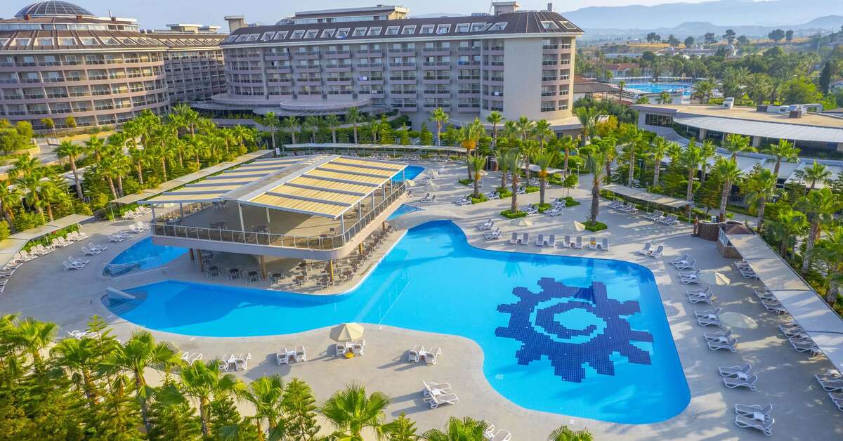 Een foto van het zwembad bij Sunmelia Beach Resort & Spa