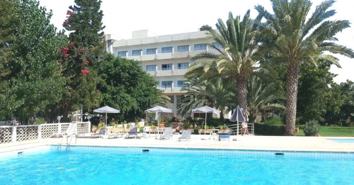 Een foto van het zwembad bij Marion Hotel
