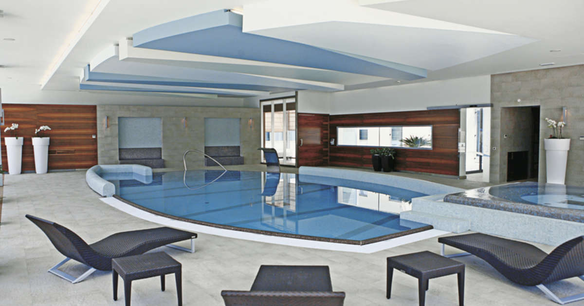 Een foto van het zwembad bij Bluesun Hotel Elaphusa