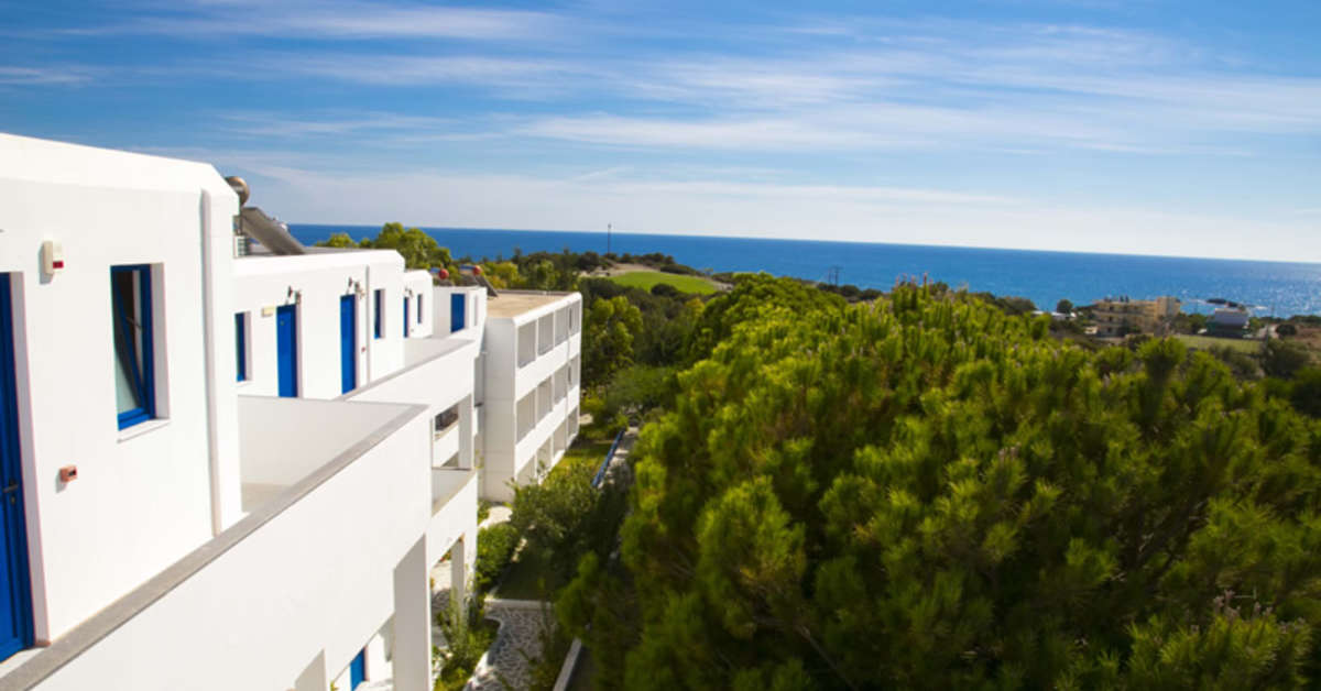 Een foto van de buitenkant van Ekaterini Hotel