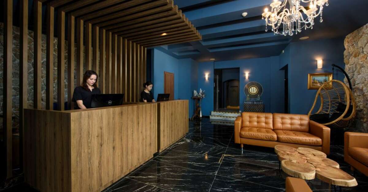 Ein Foto vom Innenbereich im The Royal Grand Hotel