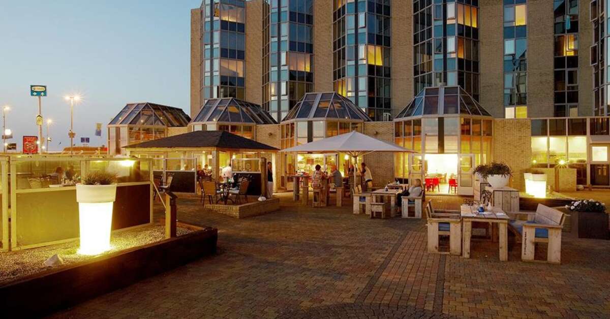 Een foto van de buitenkant van NH Zandvoort
