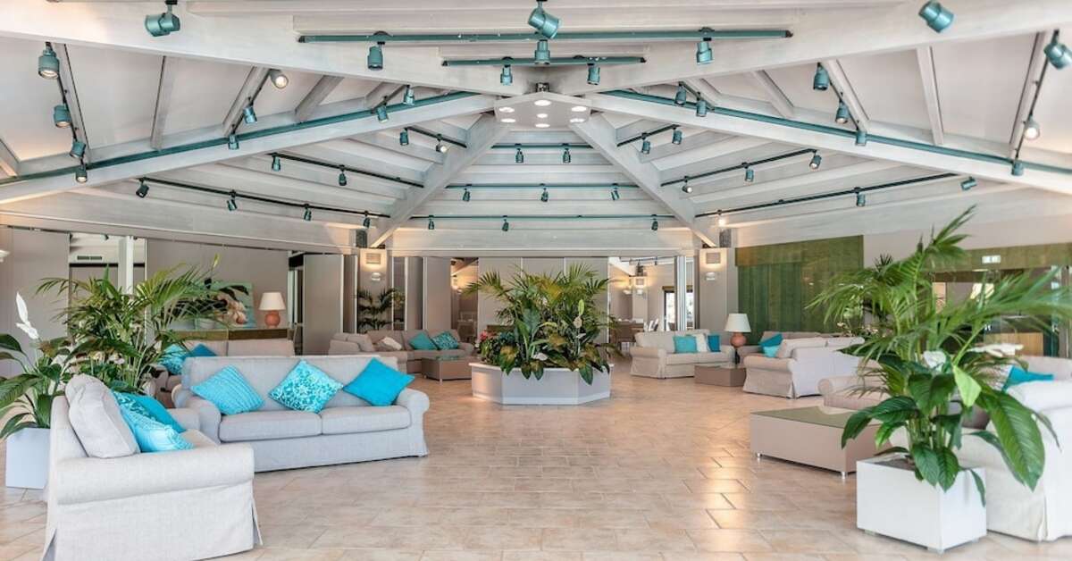 Een foto van het interieur van Acacia Marina