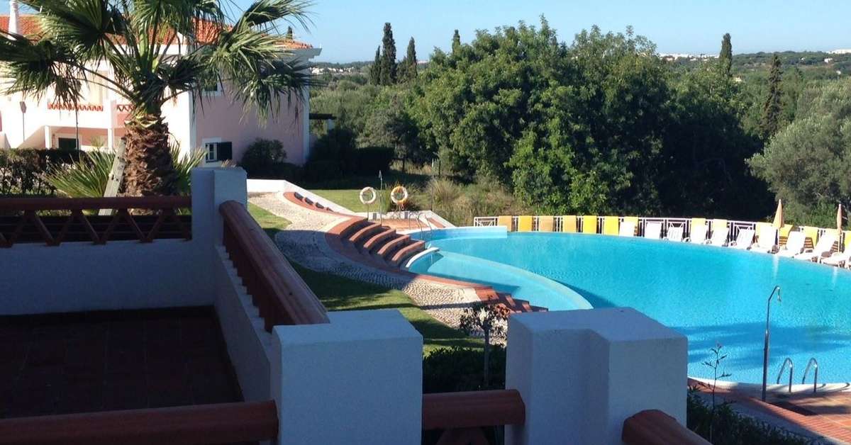 Een foto van het zwembad bij Longevity Cegonha Country Club