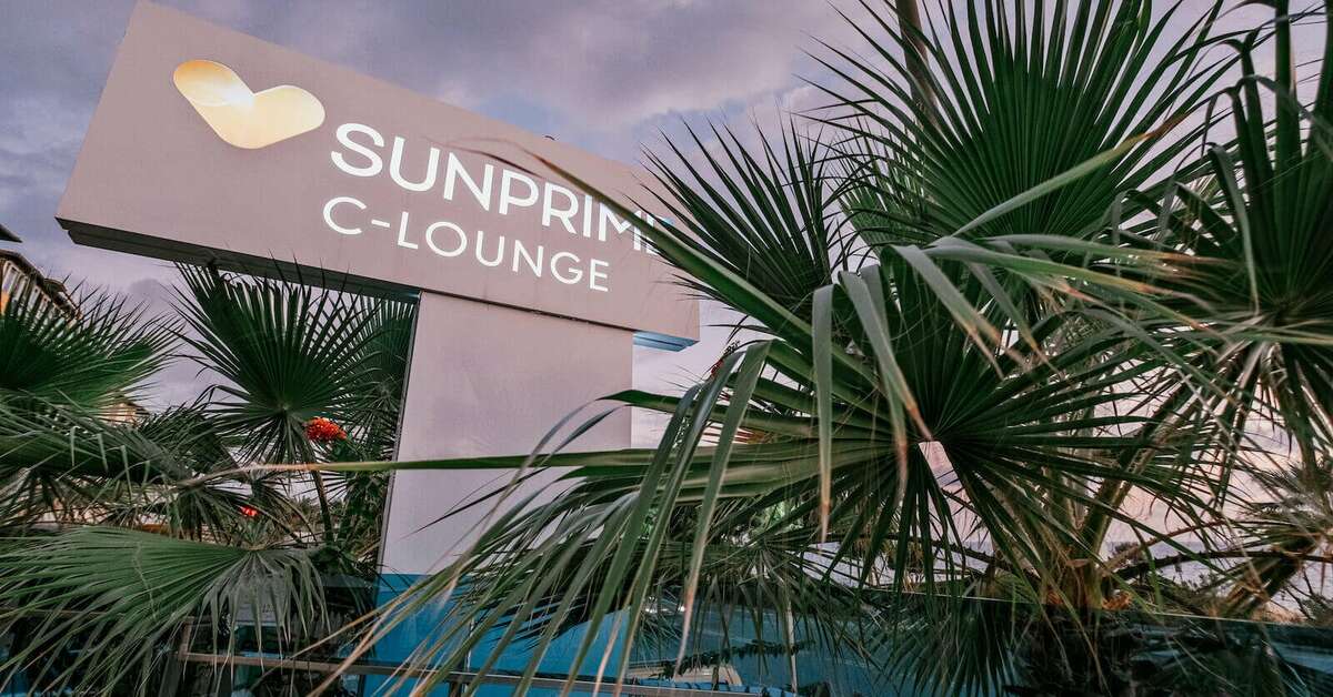 Een foto van de buitenkant van Sunprime C-Lounge