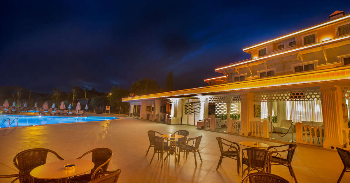 Een foto van het terras bij Innvista Hotel Belek