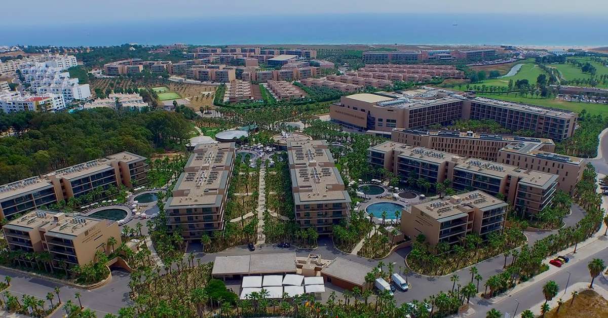 Ein Foto von der Außenansicht des Marriott Residences Salgados Resort