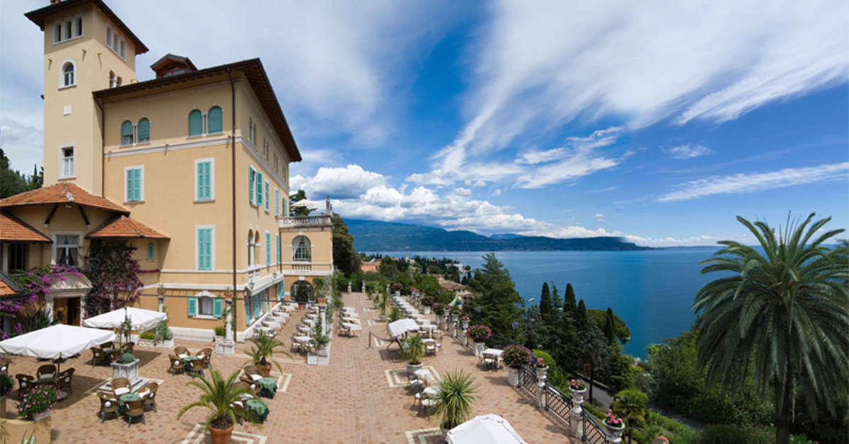 Een foto van het terras bij Hotel Villa Del Sogno
