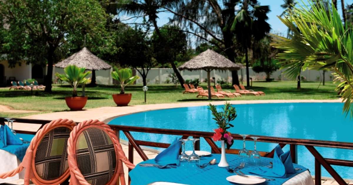 Een foto van het zwembad bij Neptune Paradise Beach Resort & Spa