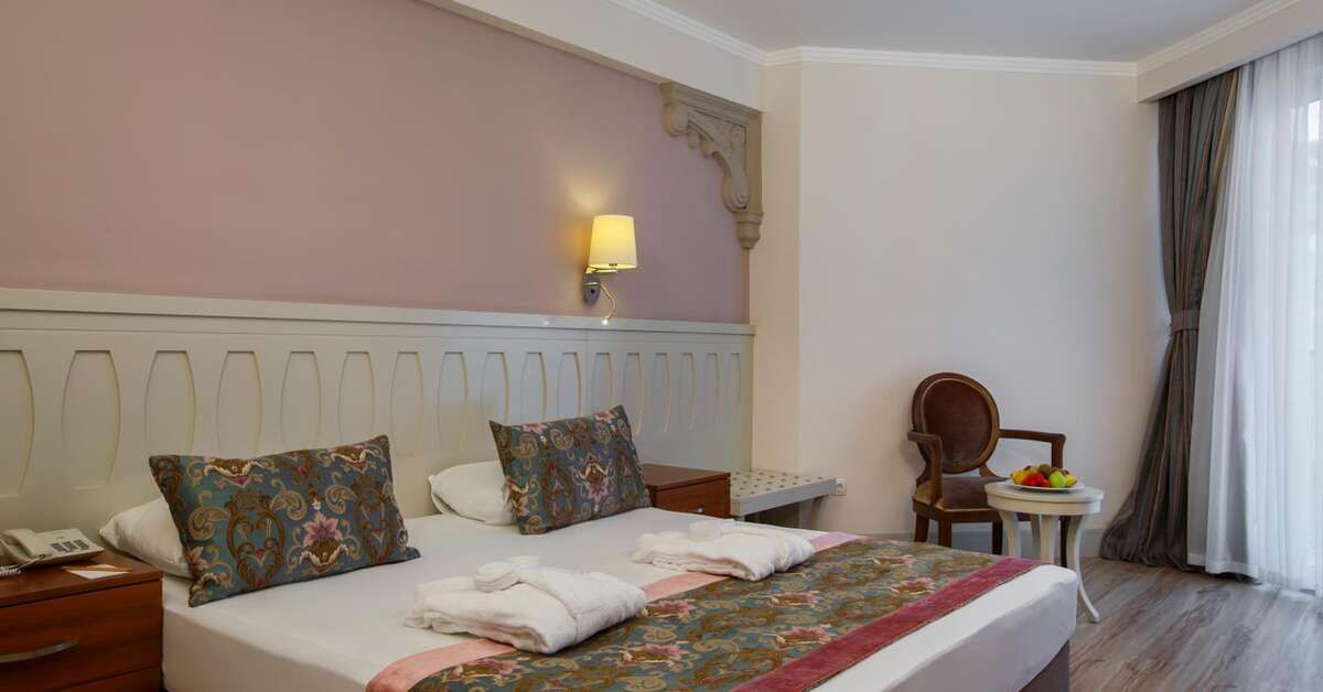 Ein Foto Hotel Side Crown Serenity