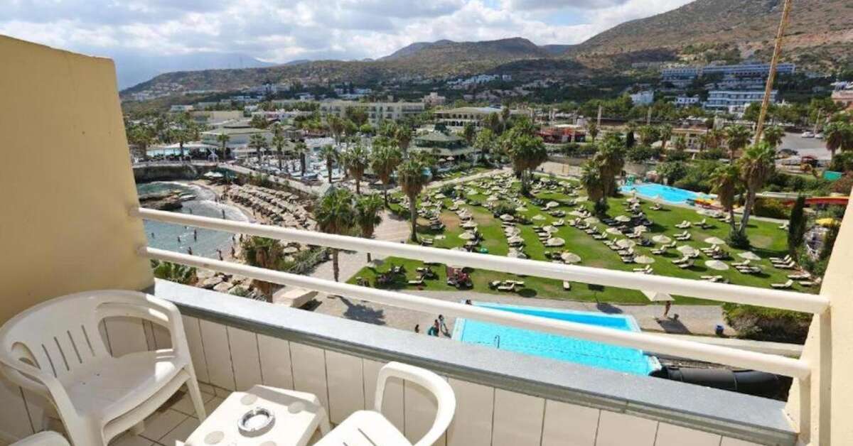 Een foto van Eri Beach & Village Hotel