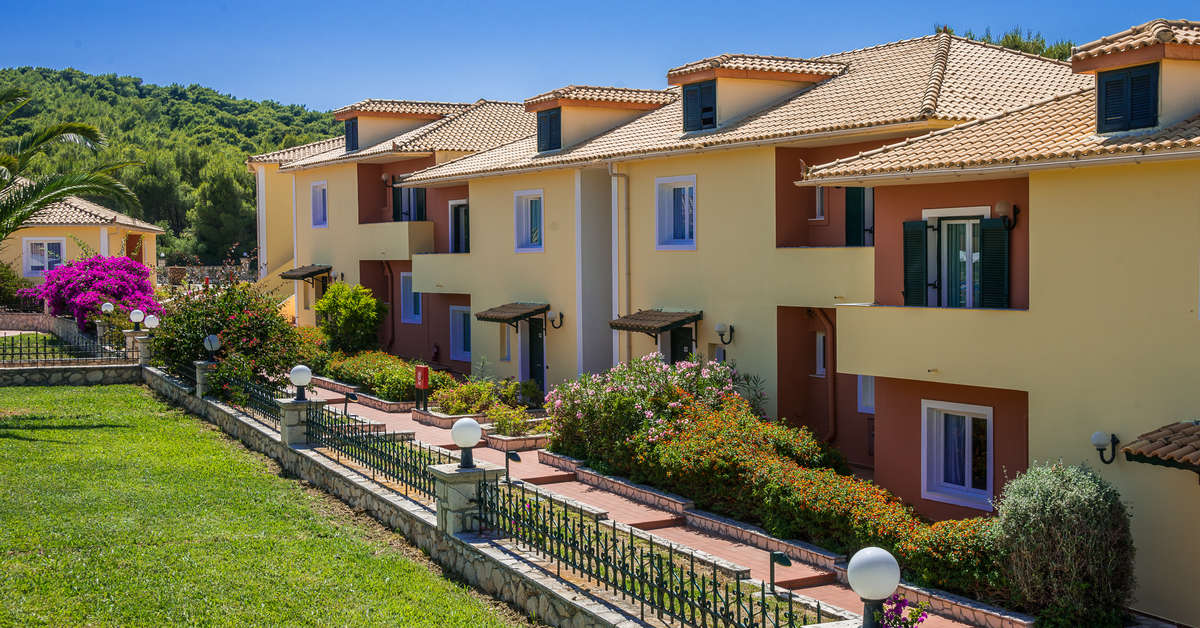 Een foto van de buitenkant van Surreal Keri Village & Spa by Zante Plaza