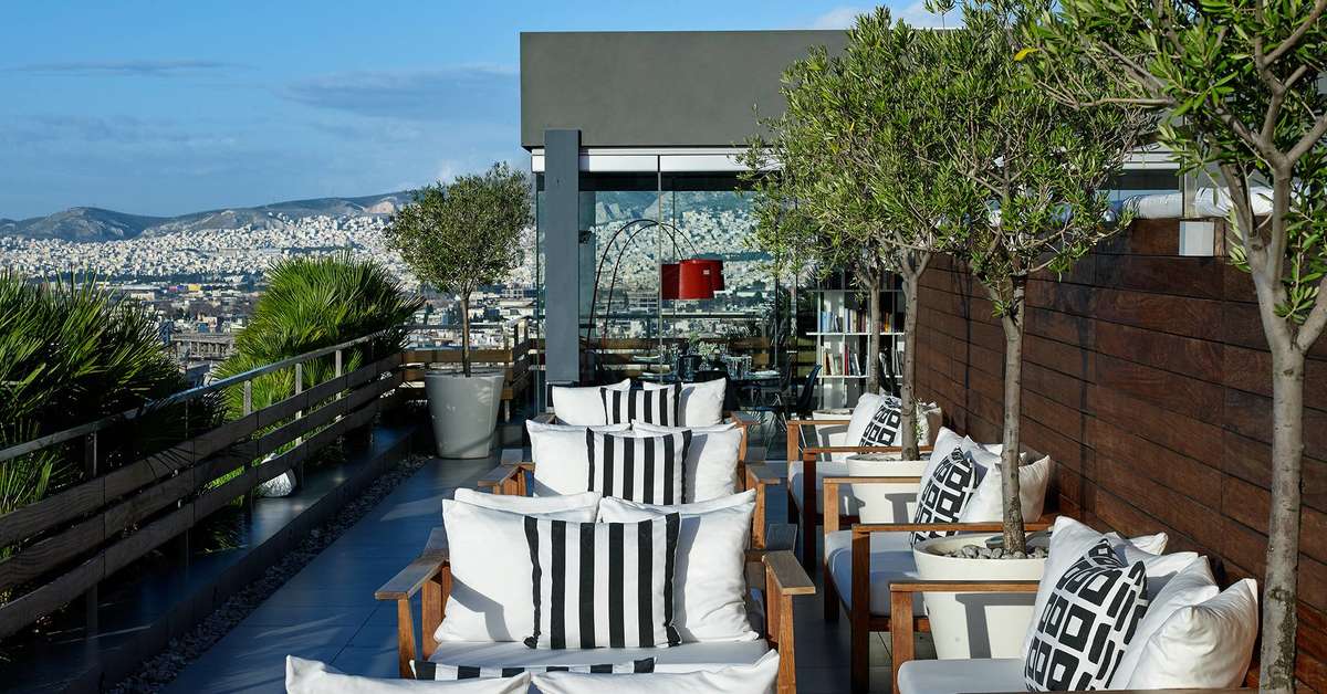 Een foto van het terras bij Fresh Hotel