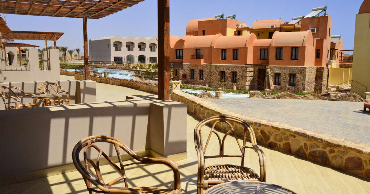Ein Foto Rohanou Beach Resort & Ecolodge