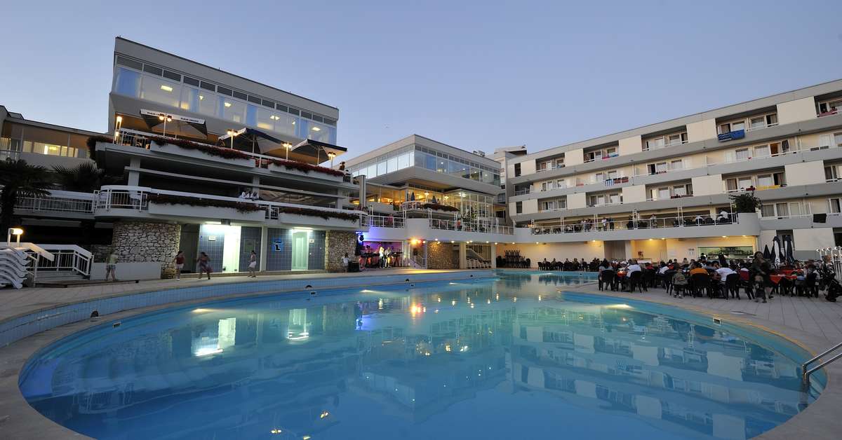 Een foto van het zwembad bij Hotel Delfin Plava Laguna