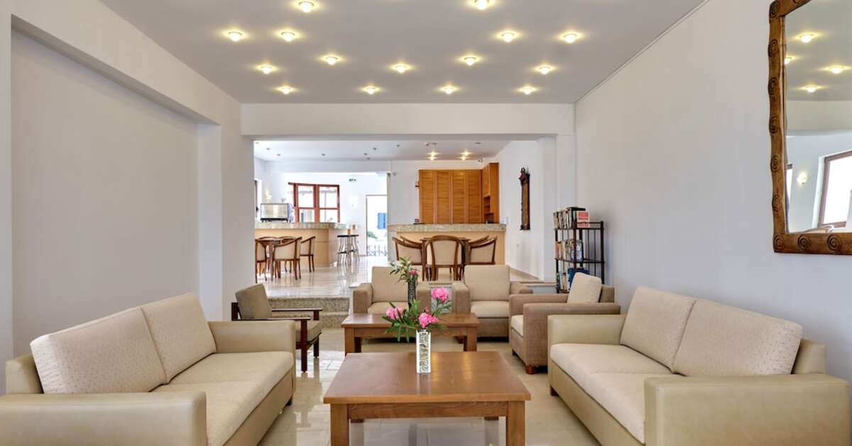 Een foto van het interieur van Niros Beach