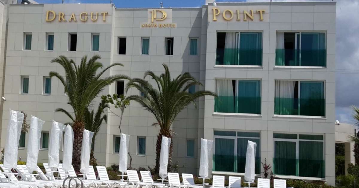 Een foto van het zwembad bij Dragut Point North