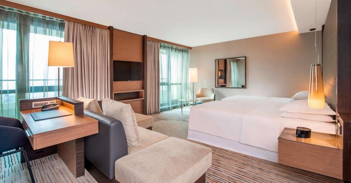 Een foto van Sheraton Grand Tbilisi Metechi Palace