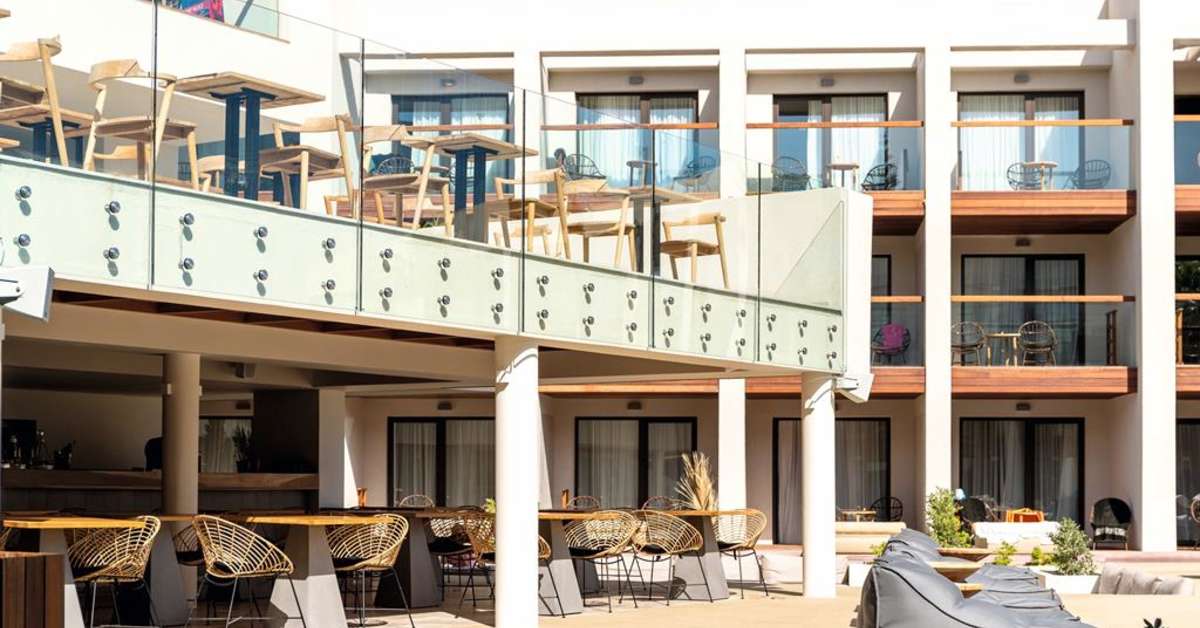 Een foto van de buitenkant van Hotel Zante Maris