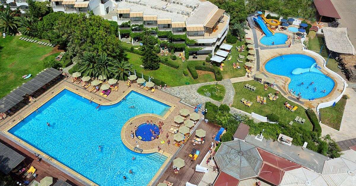 Een foto van een overzicht van Apollonia Beach Hotel