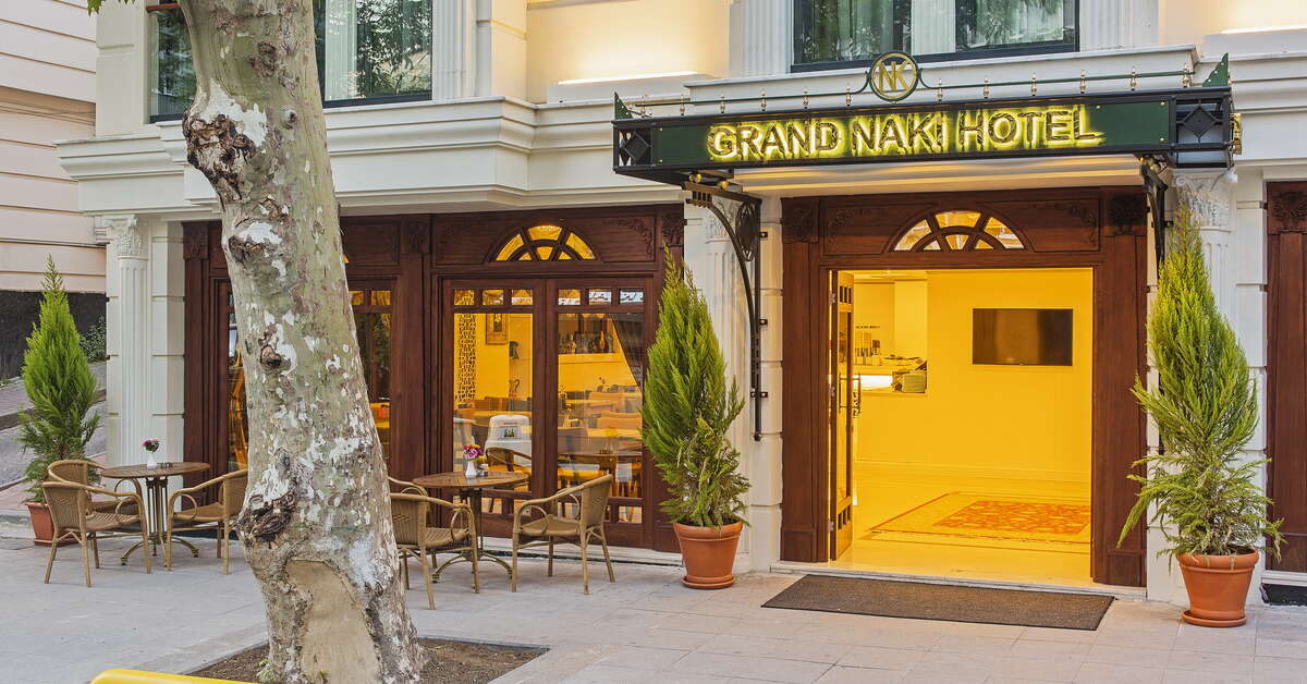 Ein Foto Grand Naki Hotel