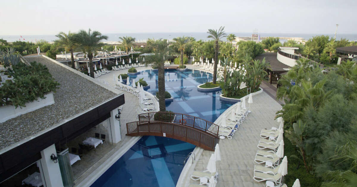 Een foto van het zwembad bij Sunis Evren Beach Resort & Spa