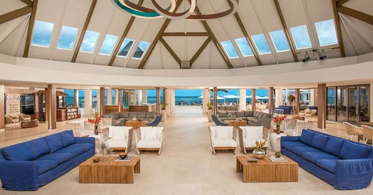 Ein Foto vom Innenbereich im Sandals Montego Bay