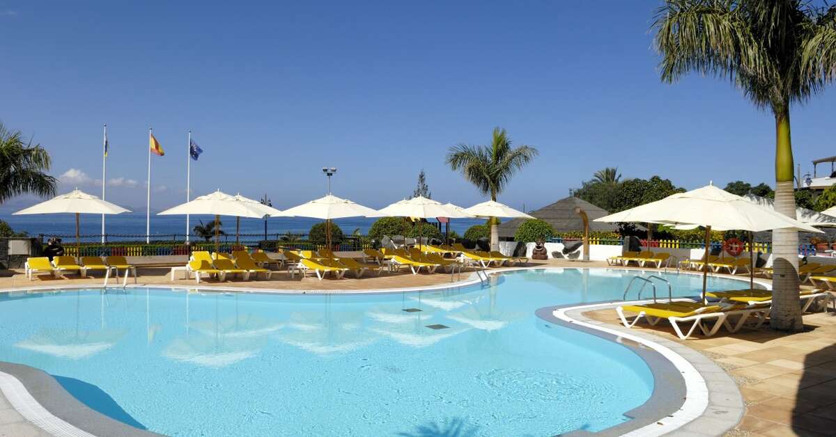 Een foto van het zwembad bij Princesa Yaiza Suite Hotel Resort