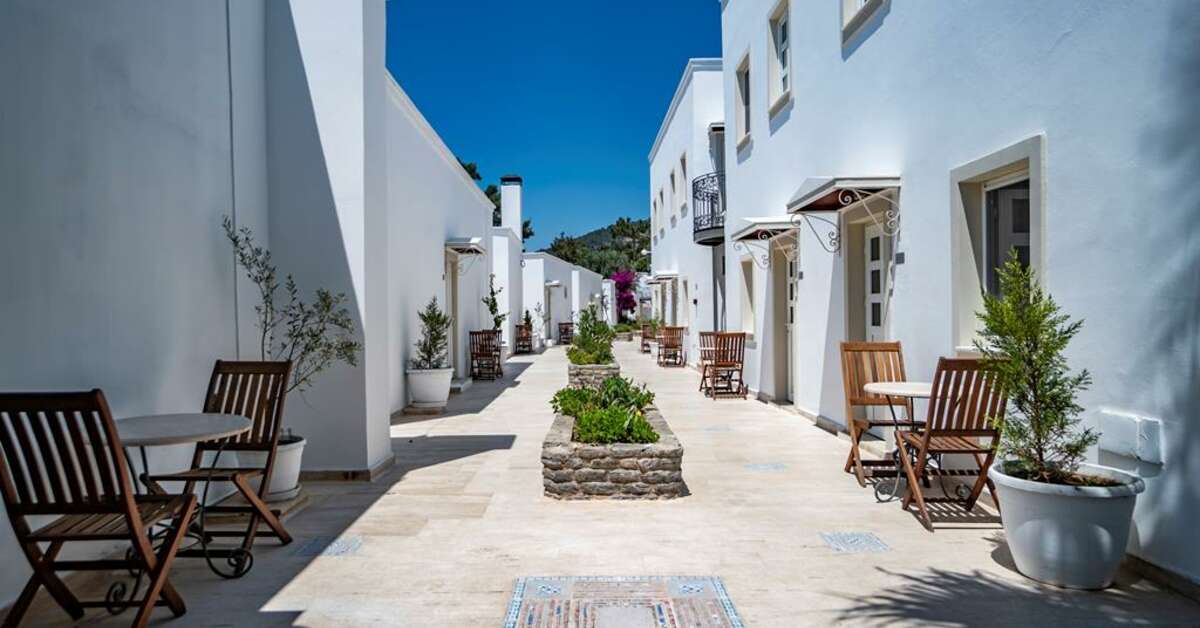 Een foto van het terras bij Manzara Boutique Hotel