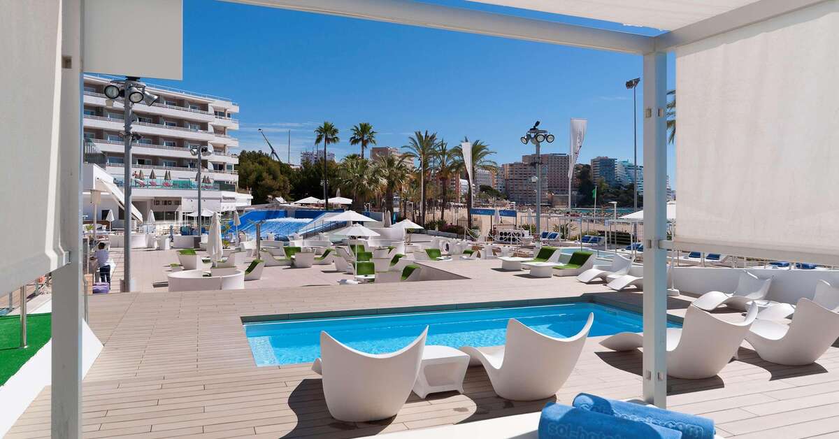 Ein Foto Innside by Melia Wave Calvia