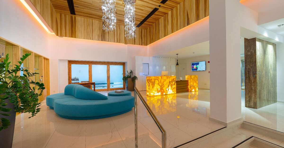 Een foto van het interieur van Anemi Hotel & Suites