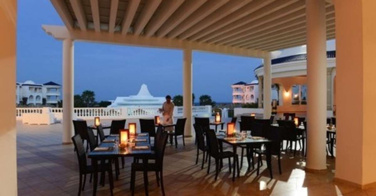 Ein Foto von den Einrichtungen im Golden Tulip Taj Sultan
