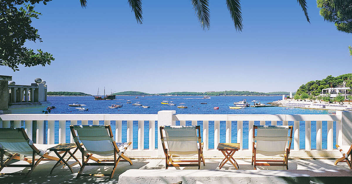 Een foto van het terras bij Amfora Hvar Grand Beach Resort