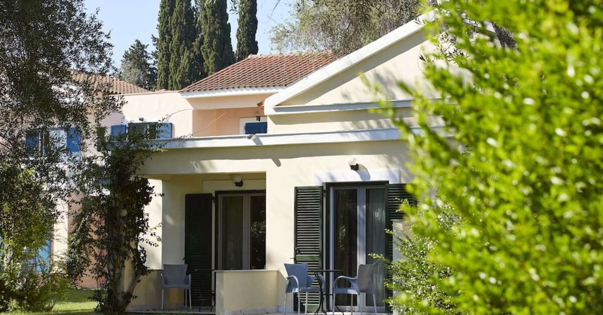 Een foto van de buitenkant van Sentido Apollo Palace