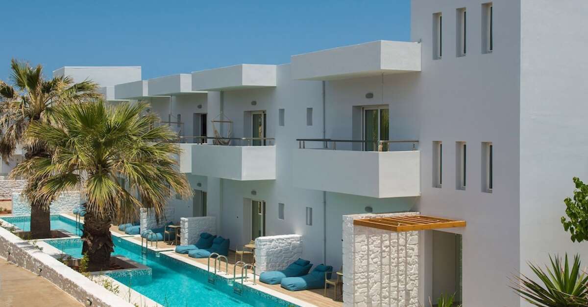 Een foto van het zwembad bij Paralos Lifestyle Beach